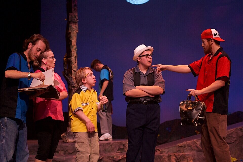 The 'Mechanicals' rehearse their play 